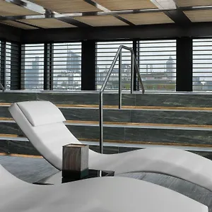 ***** Otel Armani İtalya