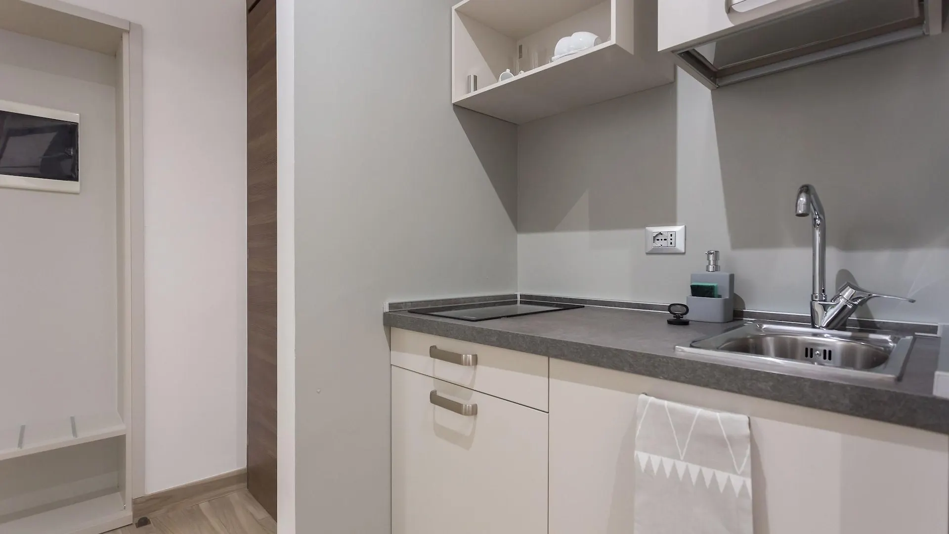 Aparthotel Durini Milan Italy