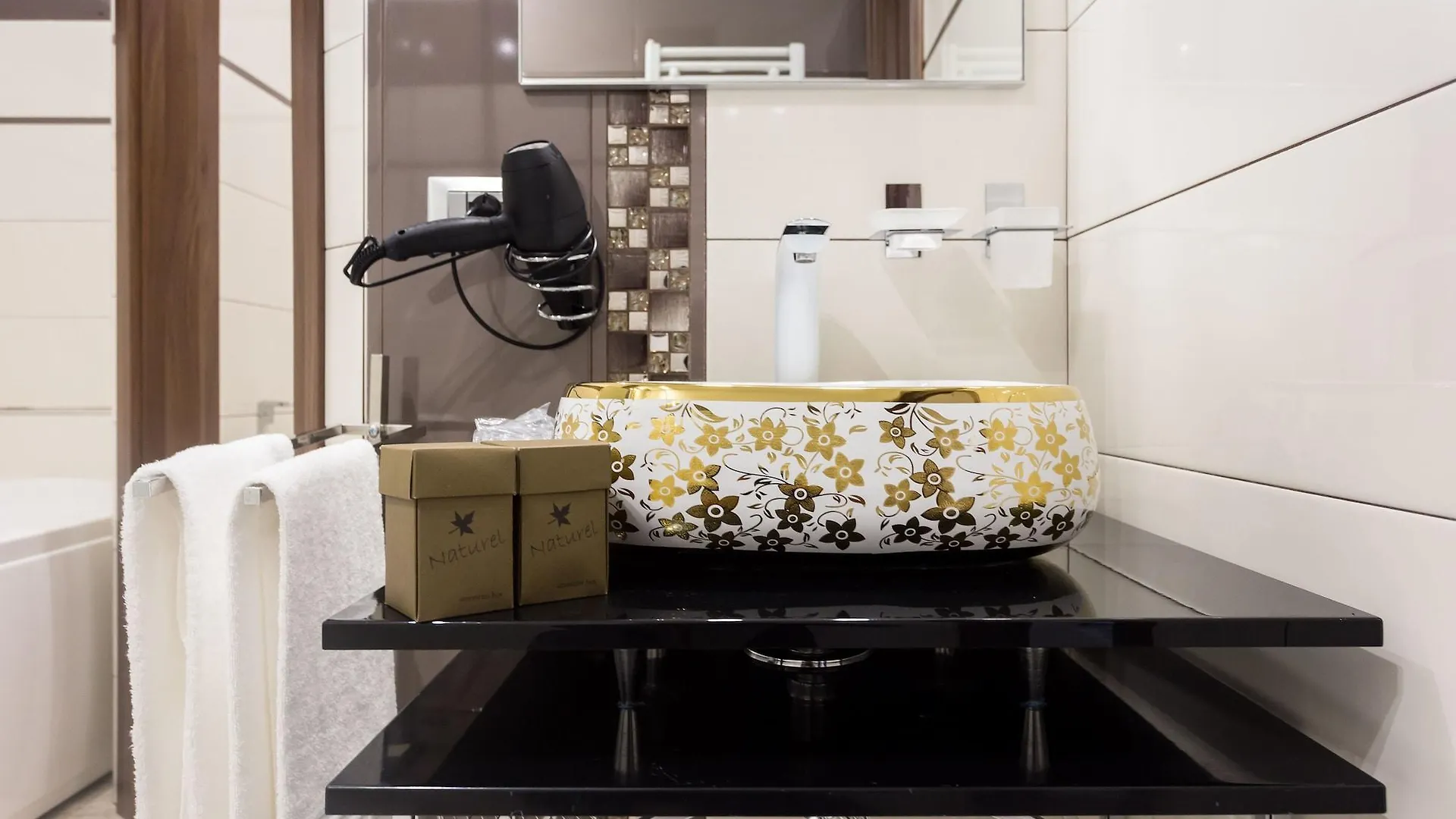 Aparthotel Durini Milan 2*,  Italy
