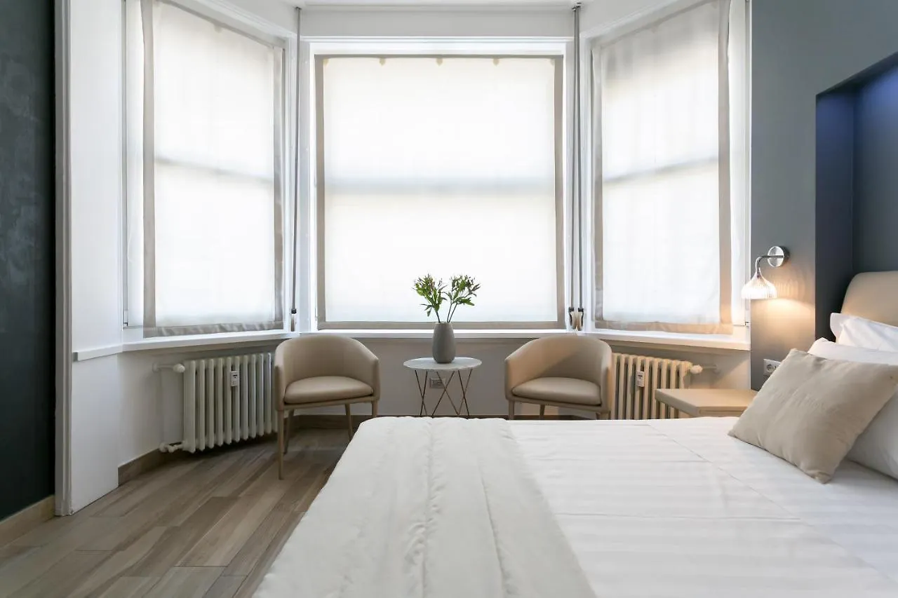 Aparthotel Durini Milan